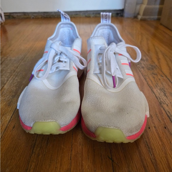 Adidas NMD R1 Women’s US size 8 - Picture 3 of 6